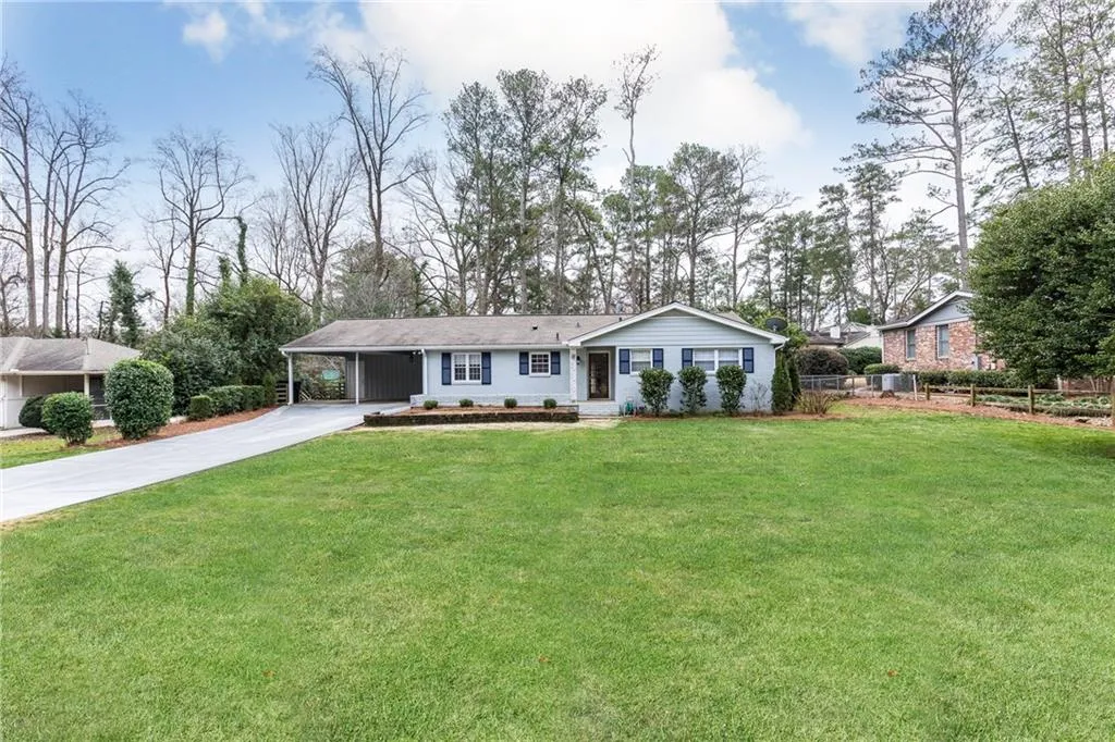 489 Carolwood Lane, Atlanta, Georgia 30342, 4 Bedrooms Bedrooms, ,3 BathroomsBathrooms,Residential,Sold,489 Carolwood Lane,6120747