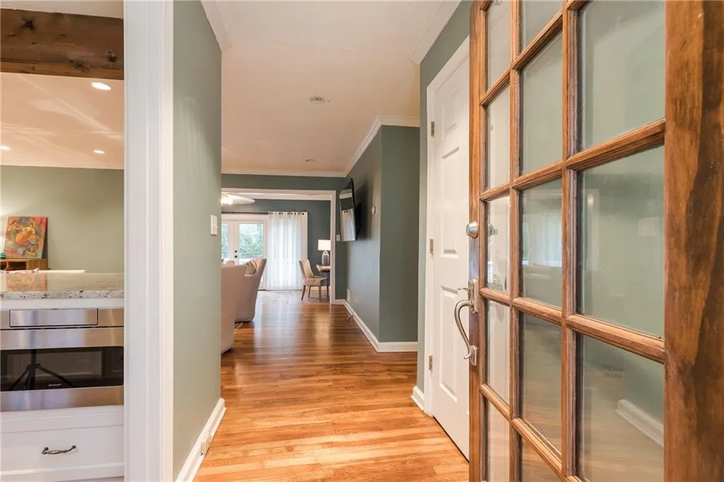 489 Carolwood Lane, Atlanta, Georgia 30342, 4 Bedrooms Bedrooms, ,3 BathroomsBathrooms,Residential,Sold,489 Carolwood Lane,6120747