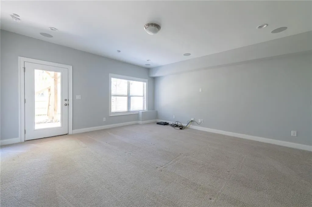 3016 Eamont Terrace, Atlanta, Georgia 30328, 5 Bedrooms Bedrooms, ,4 BathroomsBathrooms,Residential,Sold,3016 Eamont Terrace,6867205