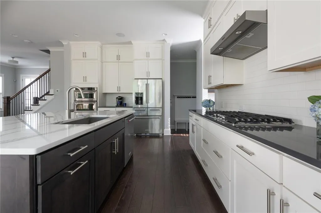 3016 Eamont Terrace, Atlanta, Georgia 30328, 5 Bedrooms Bedrooms, ,4 BathroomsBathrooms,Residential,Sold,3016 Eamont Terrace,6867205