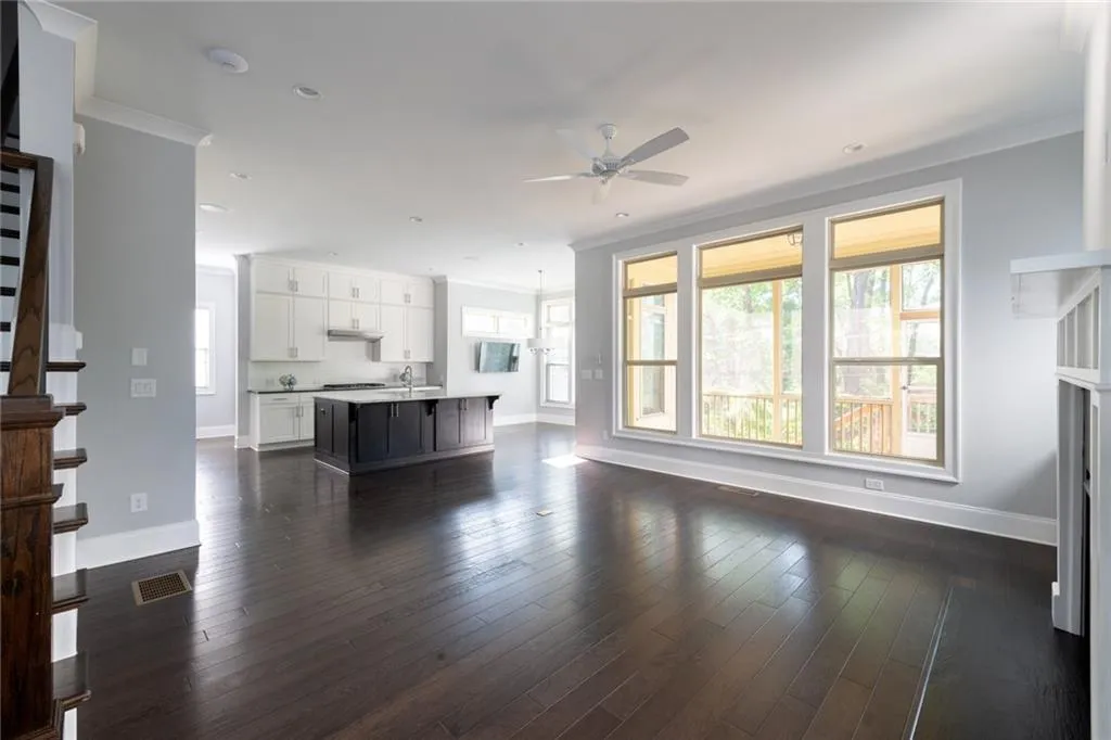 3016 Eamont Terrace, Atlanta, Georgia 30328, 5 Bedrooms Bedrooms, ,4 BathroomsBathrooms,Residential,Sold,3016 Eamont Terrace,6867205