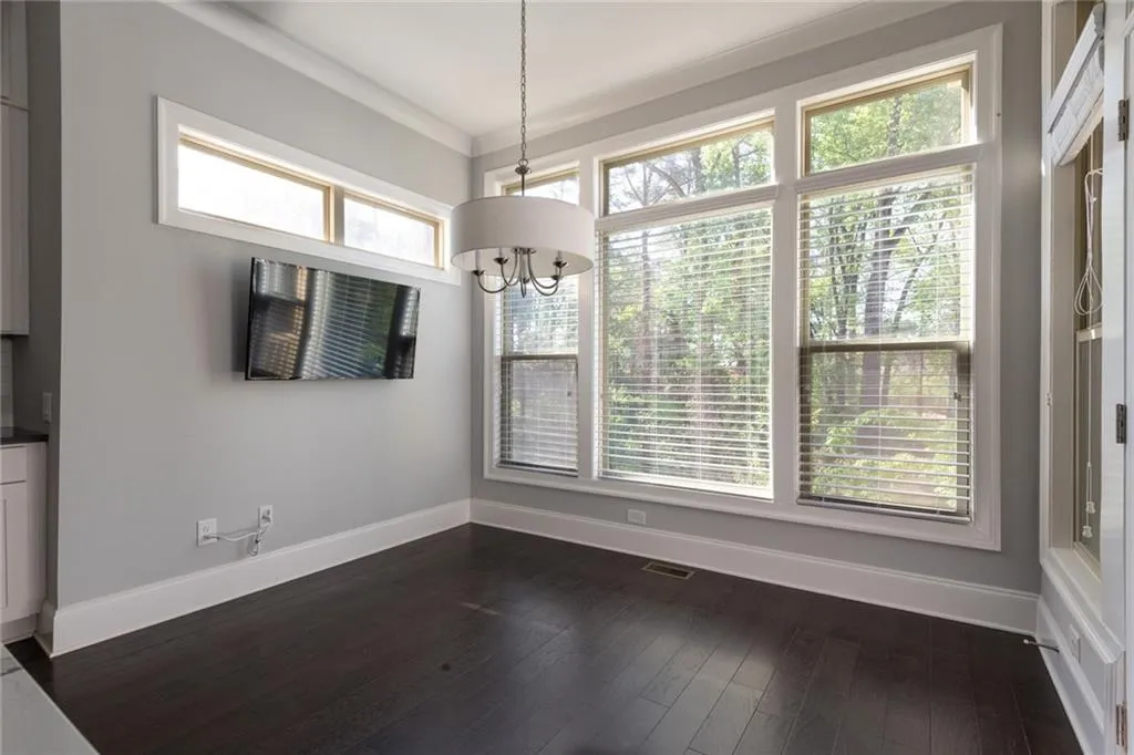 3016 Eamont Terrace, Atlanta, Georgia 30328, 5 Bedrooms Bedrooms, ,4 BathroomsBathrooms,Residential,Sold,3016 Eamont Terrace,6867205