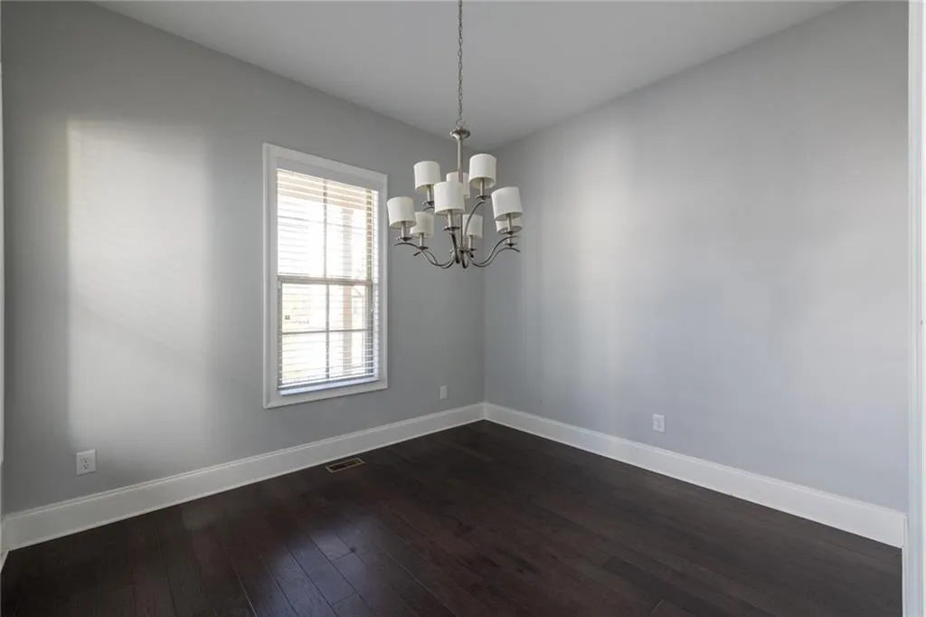 3016 Eamont Terrace, Atlanta, Georgia 30328, 5 Bedrooms Bedrooms, ,4 BathroomsBathrooms,Residential,Sold,3016 Eamont Terrace,6867205