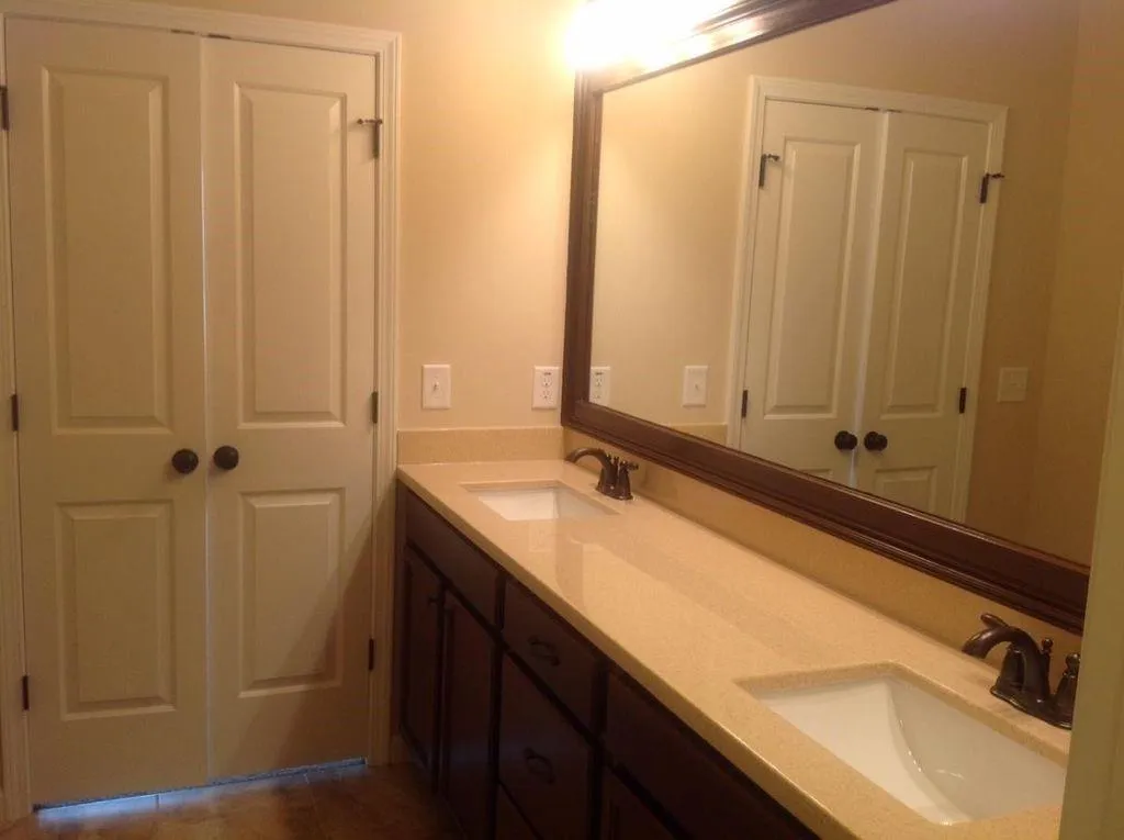 1001 Bergeron Place, Sandy Springs, Georgia 30328, 4 Bedrooms Bedrooms, ,3 BathroomsBathrooms,Residential,Sold,1001 Bergeron Place,7170442