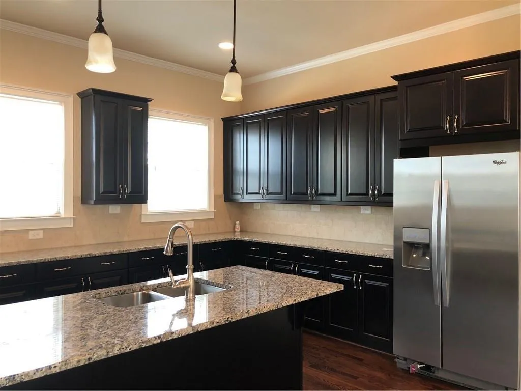 1001 Bergeron Place, Sandy Springs, Georgia 30328, 4 Bedrooms Bedrooms, ,3 BathroomsBathrooms,Residential,Sold,1001 Bergeron Place,7170442