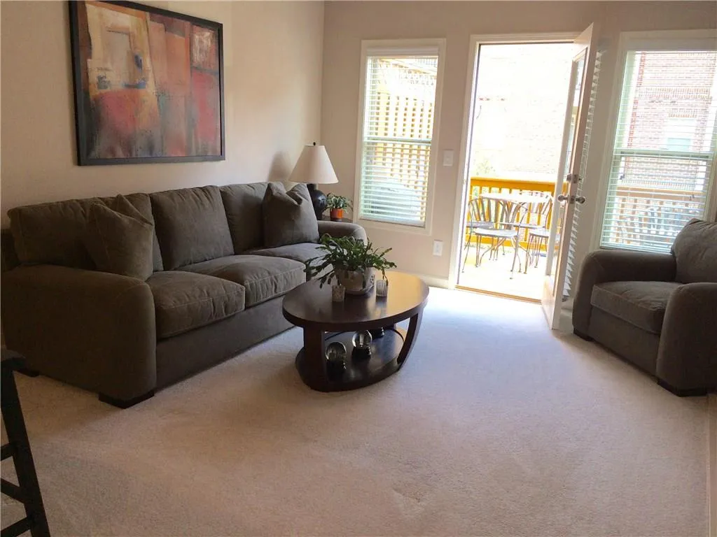 7180 Glisten Avenue Unit 7180, Sandy Springs, Georgia 30328, 3 Bedrooms Bedrooms, ,3 BathroomsBathrooms,Residential,Sold,7180 Glisten Avenue Unit 7180,5649713