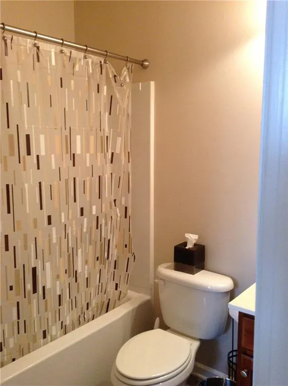 7180 Glisten Avenue Unit 7180, Sandy Springs, Georgia 30328, 3 Bedrooms Bedrooms, ,3 BathroomsBathrooms,Residential,Sold,7180 Glisten Avenue Unit 7180,5649713