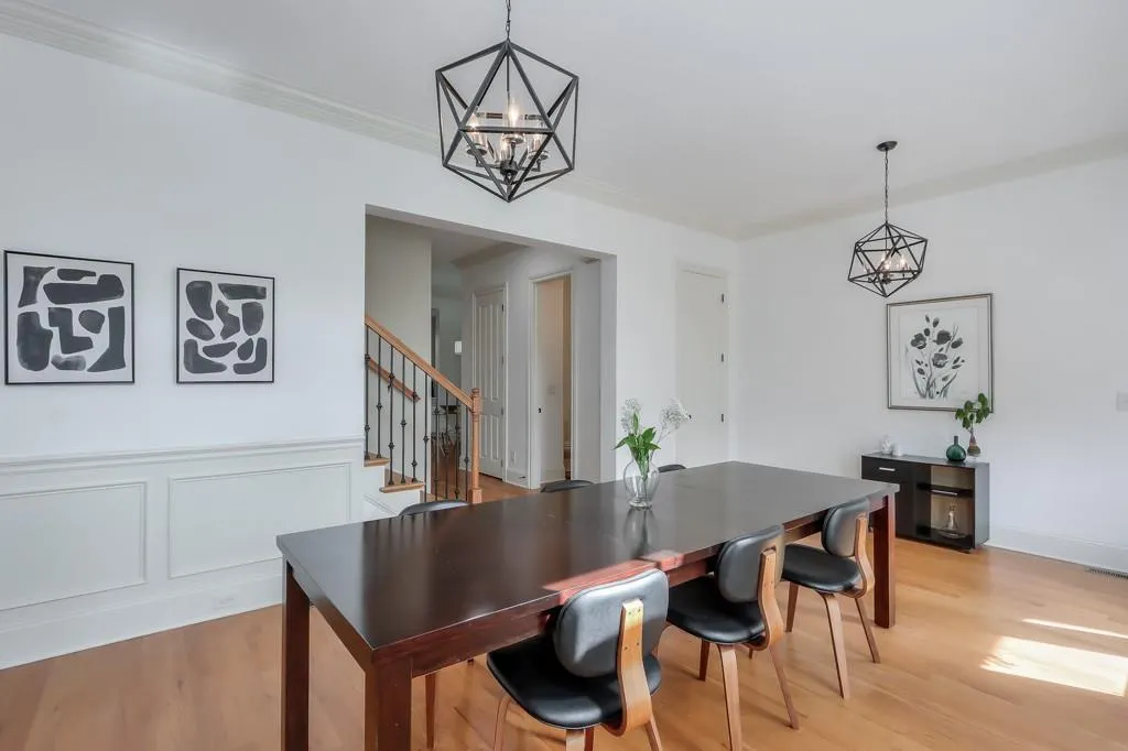 153 Alderwood Hill NE Unit 116, Sandy Springs, Georgia 30328, 4 Bedrooms Bedrooms, ,3 BathroomsBathrooms,Residential,Sold,153 Alderwood Hill NE Unit 116,7349313