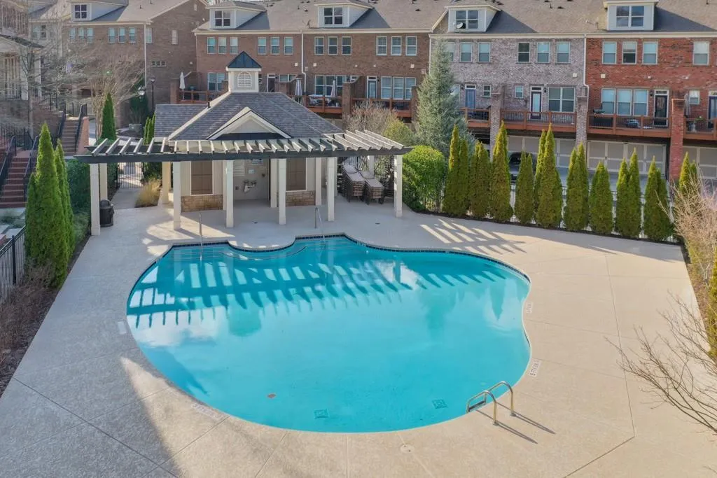 153 Alderwood Hill NE Unit 116, Sandy Springs, Georgia 30328, 4 Bedrooms Bedrooms, ,3 BathroomsBathrooms,Residential,Sold,153 Alderwood Hill NE Unit 116,7349313