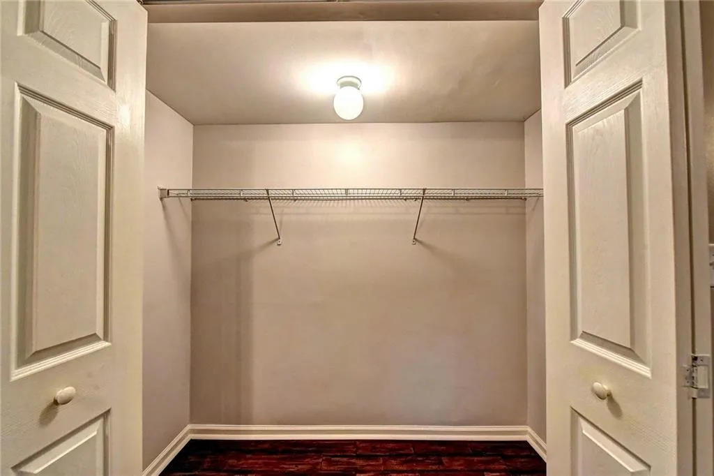 108 Brighton Point, Sandy Springs, Georgia 30328, 2 Bedrooms Bedrooms, ,2 BathroomsBathrooms,Residential,Sold,108 Brighton Point,6620989