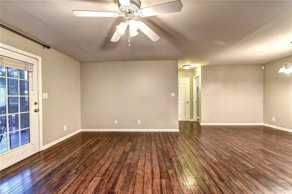 108 Brighton Point, Sandy Springs, Georgia 30328, 2 Bedrooms Bedrooms, ,2 BathroomsBathrooms,Residential,Sold,108 Brighton Point,6620989
