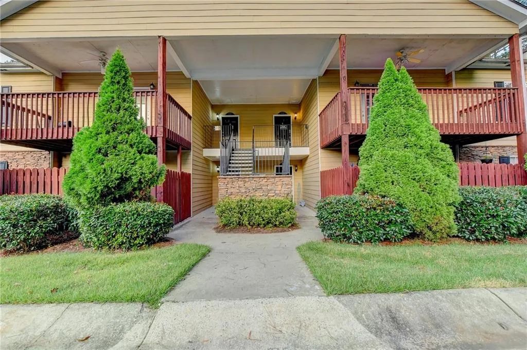 108 Brighton Point, Sandy Springs, Georgia 30328, 2 Bedrooms Bedrooms, ,2 BathroomsBathrooms,Residential,Sold,108 Brighton Point,6620989