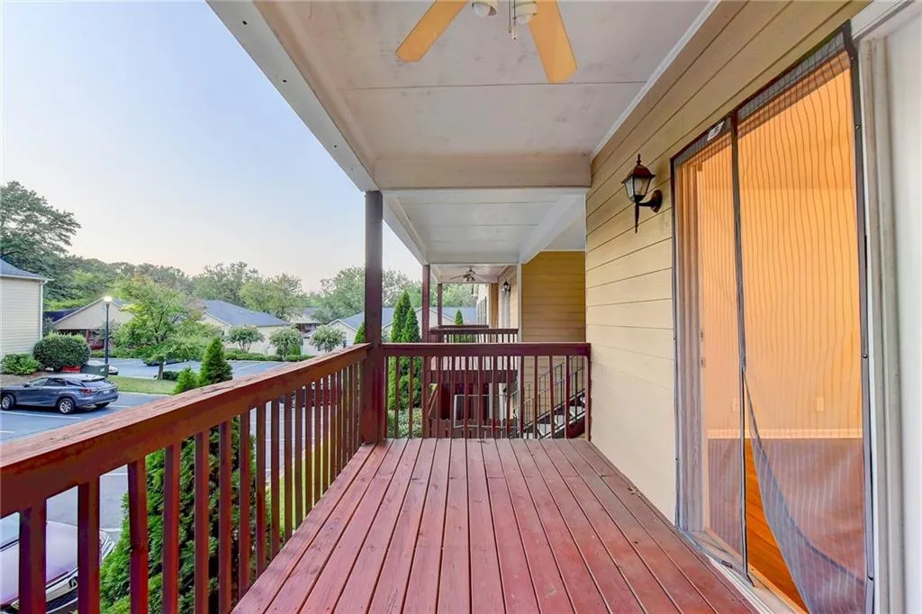 108 Brighton Point, Sandy Springs, Georgia 30328, 2 Bedrooms Bedrooms, ,2 BathroomsBathrooms,Residential,Sold,108 Brighton Point,6620989