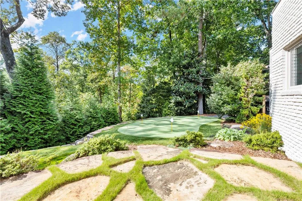 265 Tara Trail, Atlanta, Georgia 30327, 4 Bedrooms Bedrooms, ,4 BathroomsBathrooms,Residential,Sold,265 Tara Trail,7002814