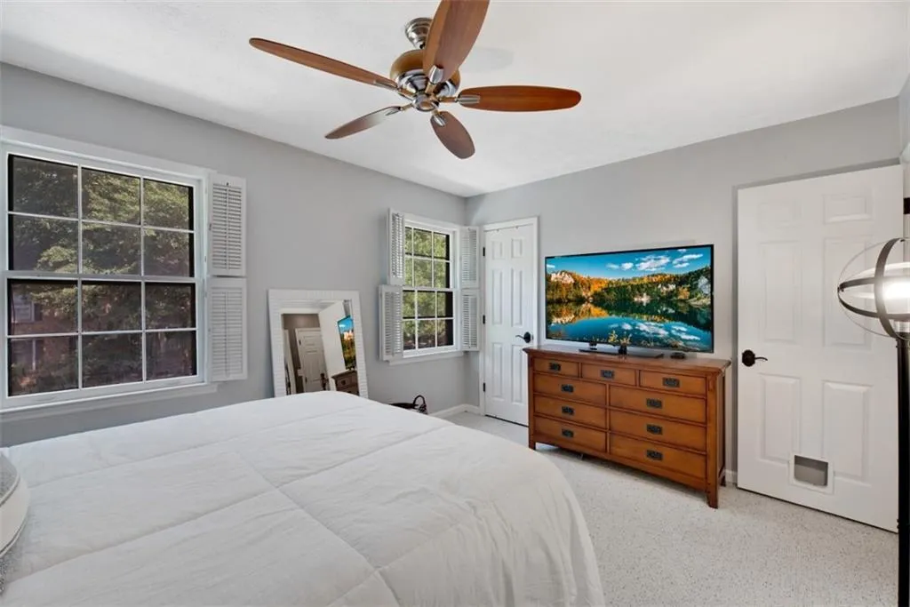 6700 Roswell Road Unit 17g, Atlanta, Georgia 30328, 2 Bedrooms Bedrooms, ,1 BathroomBathrooms,Residential,Sold,6700 Roswell Road Unit 17g,6764756 6700 Roswell Road Unit 17g, Atlanta, Georgia 30328, 2 Bedrooms Bedrooms, ,1 BathroomBathrooms,Residential,Sold,6700 Roswell Road Unit 17g,6764756