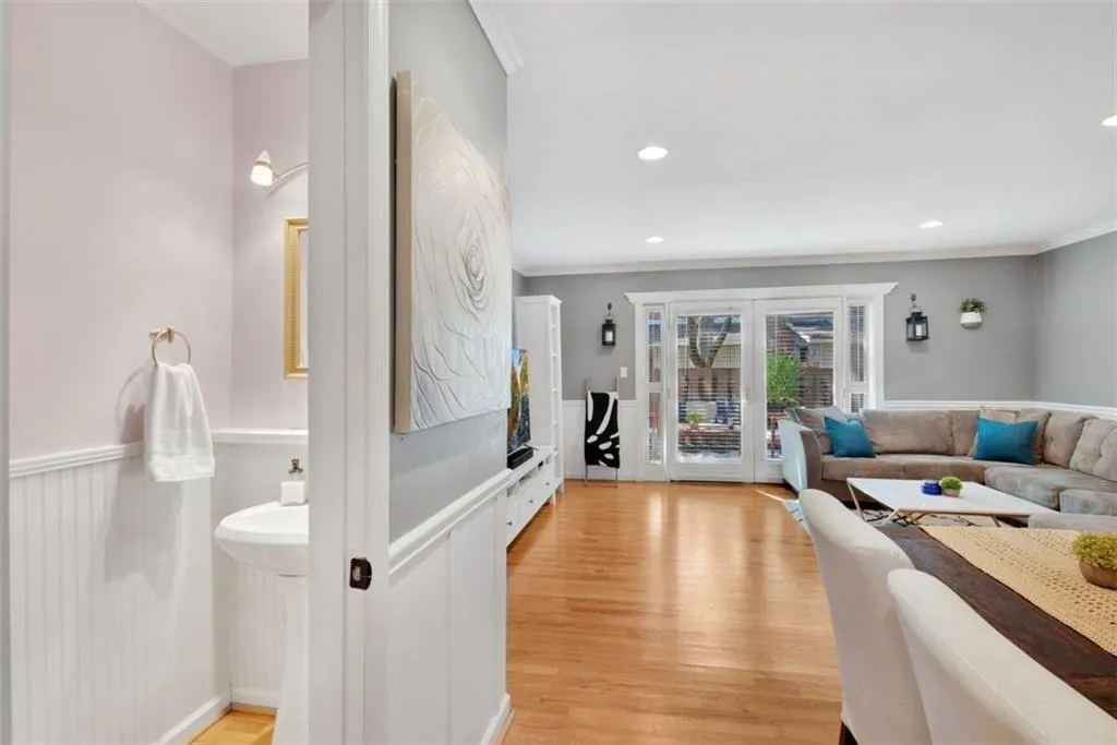 6700 Roswell Road Unit 17g, Atlanta, Georgia 30328, 2 Bedrooms Bedrooms, ,1 BathroomBathrooms,Residential,Sold,6700 Roswell Road Unit 17g,6764756 6700 Roswell Road Unit 17g, Atlanta, Georgia 30328, 2 Bedrooms Bedrooms, ,1 BathroomBathrooms,Residential,Sold,6700 Roswell Road Unit 17g,6764756