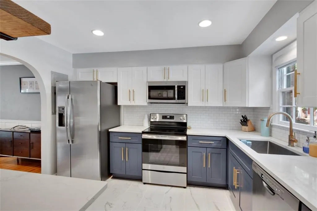 6700 Roswell Road Unit 17g, Atlanta, Georgia 30328, 2 Bedrooms Bedrooms, ,1 BathroomBathrooms,Residential,Sold,6700 Roswell Road Unit 17g,6764756 6700 Roswell Road Unit 17g, Atlanta, Georgia 30328, 2 Bedrooms Bedrooms, ,1 BathroomBathrooms,Residential,Sold,6700 Roswell Road Unit 17g,6764756