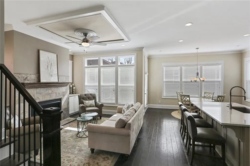 2020 Wheaton Way, Sandy Springs, Georgia 30328, 4 Bedrooms Bedrooms, ,4 BathroomsBathrooms,Residential,Sold,2020 Wheaton Way,6856106