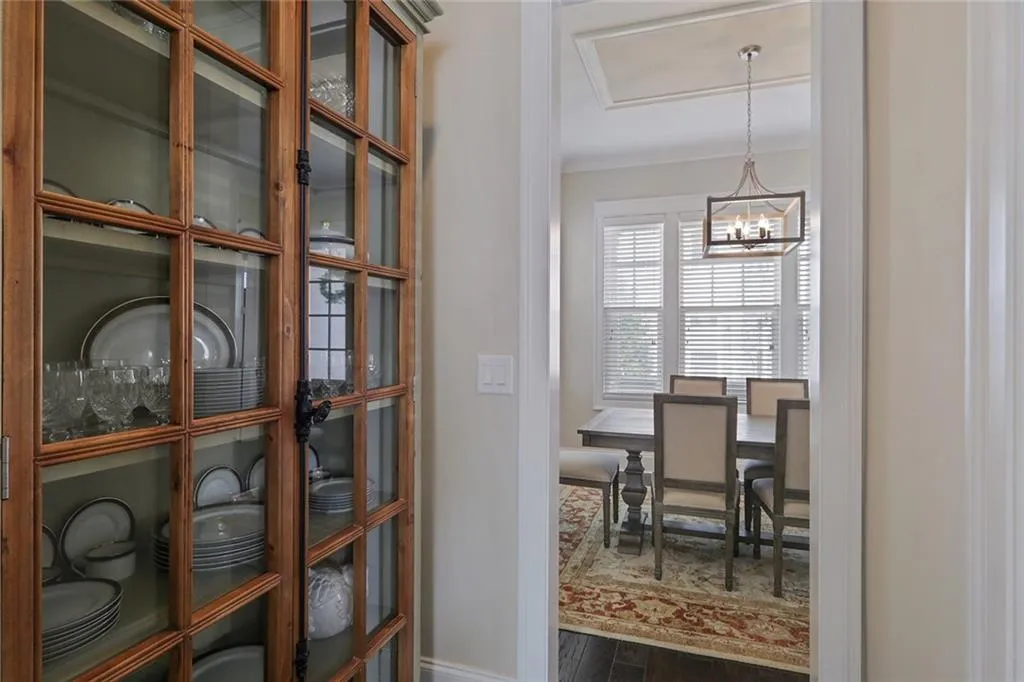 2020 Wheaton Way, Sandy Springs, Georgia 30328, 4 Bedrooms Bedrooms, ,4 BathroomsBathrooms,Residential,Sold,2020 Wheaton Way,6856106
