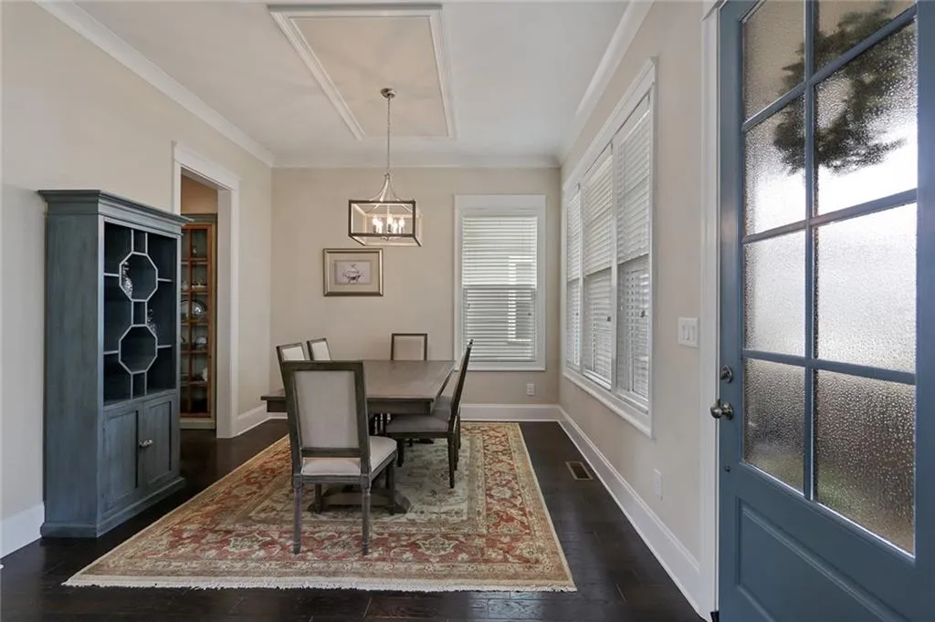 2020 Wheaton Way, Sandy Springs, Georgia 30328, 4 Bedrooms Bedrooms, ,4 BathroomsBathrooms,Residential,Sold,2020 Wheaton Way,6856106