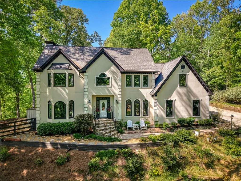 2935 Coles Way, Atlanta, Georgia 30350, 5 Bedrooms Bedrooms, ,4 BathroomsBathrooms,Residential,For Sale,2935 Coles Way,7758620