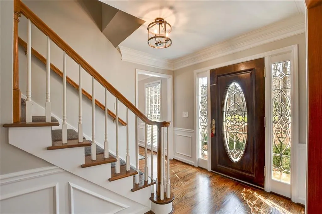 330 Burnt Oak Court, Sandy Springs, Georgia 30328, 4 Bedrooms Bedrooms, ,3 BathroomsBathrooms,Residential,Sold,330 Burnt Oak Court,7004420