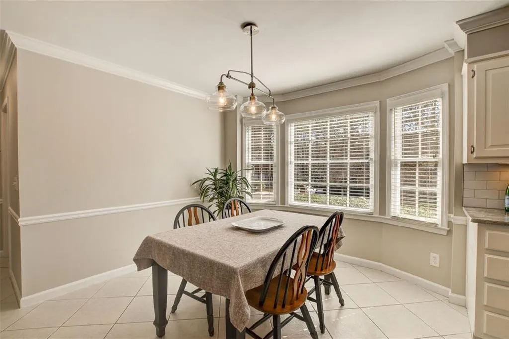 330 Burnt Oak Court, Sandy Springs, Georgia 30328, 4 Bedrooms Bedrooms, ,3 BathroomsBathrooms,Residential,Sold,330 Burnt Oak Court,7004420