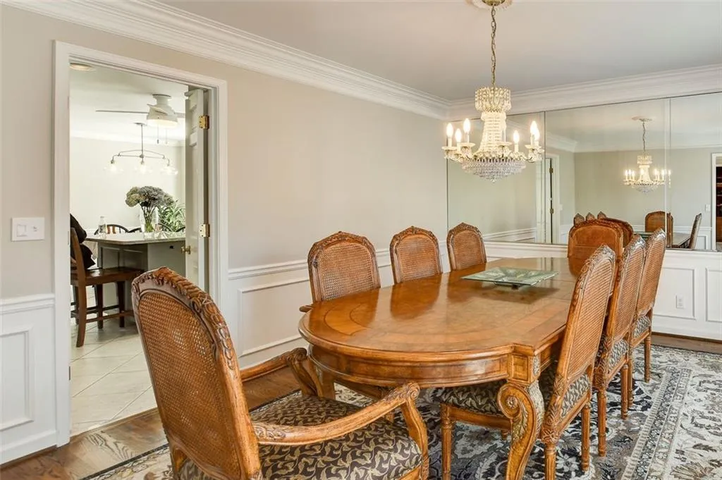 330 Burnt Oak Court, Sandy Springs, Georgia 30328, 4 Bedrooms Bedrooms, ,3 BathroomsBathrooms,Residential,Sold,330 Burnt Oak Court,7004420