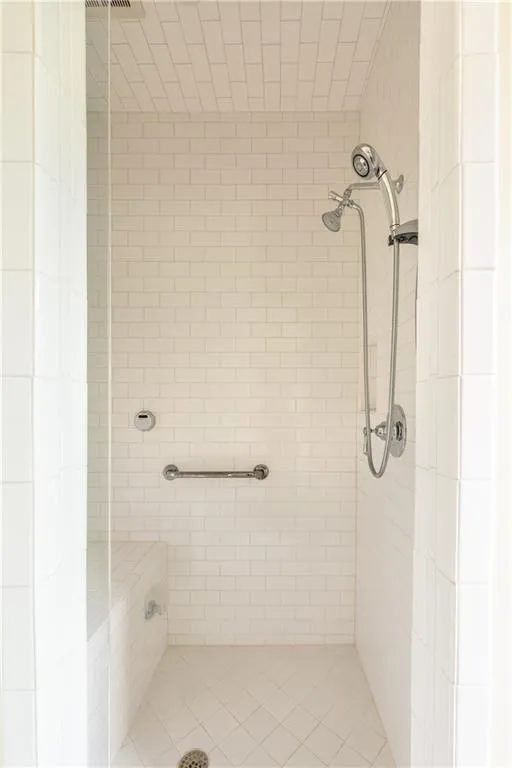 122 Old Ivy Road Ne Unit 19, Atlanta, Georgia 30342, 5 Bedrooms Bedrooms, ,4 BathroomsBathrooms,Residential,Sold,122 Old Ivy Road Ne Unit 19,6701582
