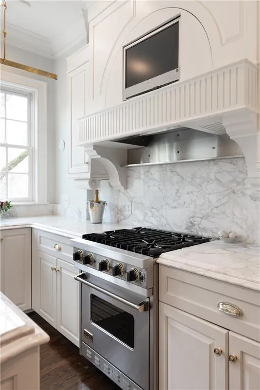 122 Old Ivy Road Ne Unit 19, Atlanta, Georgia 30342, 5 Bedrooms Bedrooms, ,4 BathroomsBathrooms,Residential,Sold,122 Old Ivy Road Ne Unit 19,6701582
