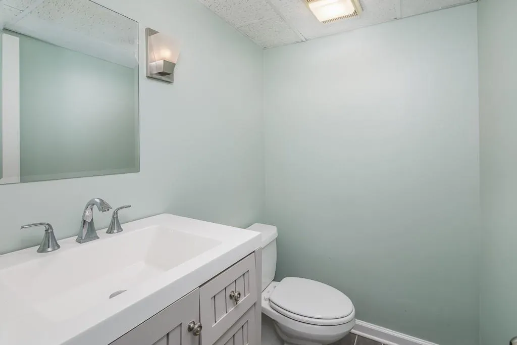 1655 Redbourne Drive, Atlanta, Georgia 30350, 4 Bedrooms Bedrooms, ,3 BathroomsBathrooms,Residential,Sold,1655 Redbourne Drive,6526306