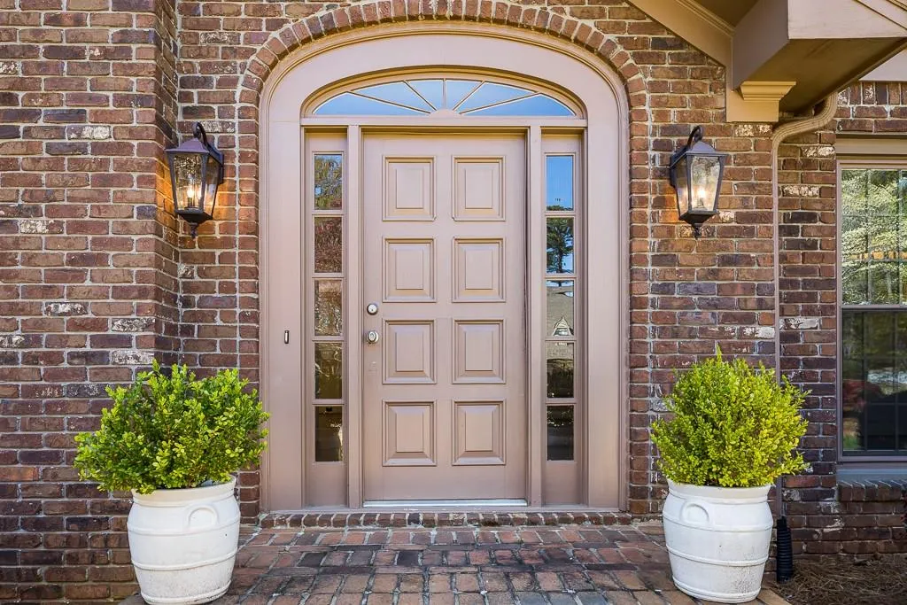 1655 Redbourne Drive, Atlanta, Georgia 30350, 4 Bedrooms Bedrooms, ,3 BathroomsBathrooms,Residential,Sold,1655 Redbourne Drive,6526306