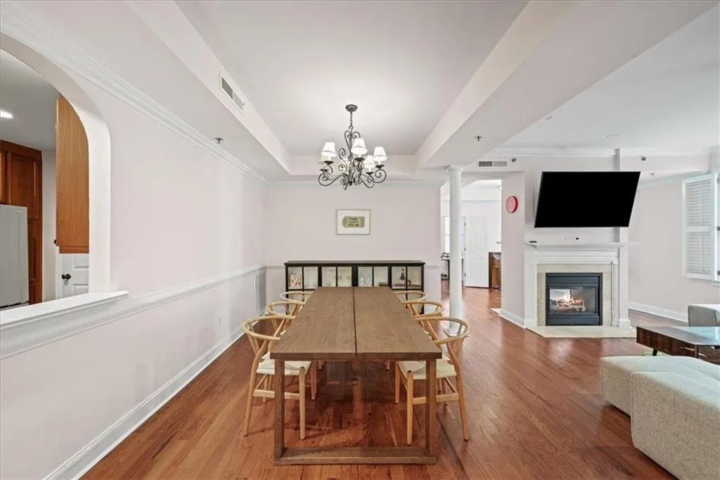 1735 Peachtree Street Ne Unit 117, Atlanta, Georgia 30309, 2 Bedrooms Bedrooms, ,1 BathroomBathrooms,Residential,For Sale,1735 Peachtree Street Ne Unit 117,7591024