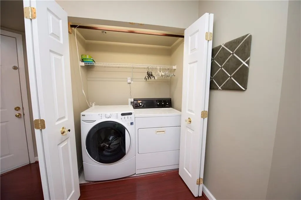 795 Hammond Drive Unit 1712, Atlanta, Georgia 30328, 1 Bedroom Bedrooms, ,1 BathroomBathrooms,Residential,Sold,795 Hammond Drive Unit 1712,5984304