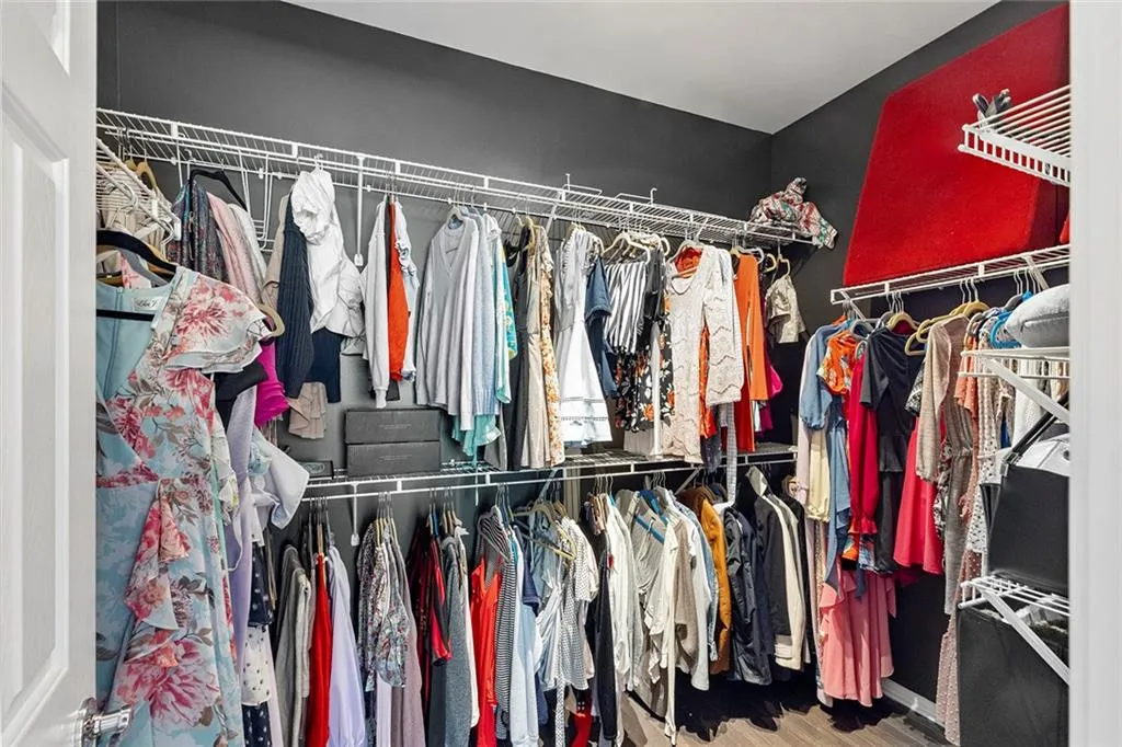 Atlanta, Georgia 30324, 5 Bedrooms Bedrooms, ,4 BathroomsBathrooms,Residential,For Sale,7680907