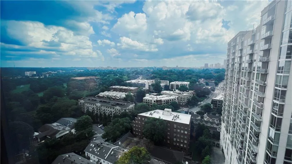 222 12th Street Ne Unit 2104, Atlanta, Georgia 30309, 1 Bedroom Bedrooms, ,1 BathroomBathrooms,Residential,For Sale,222 12th Street Ne Unit 2104,7625764