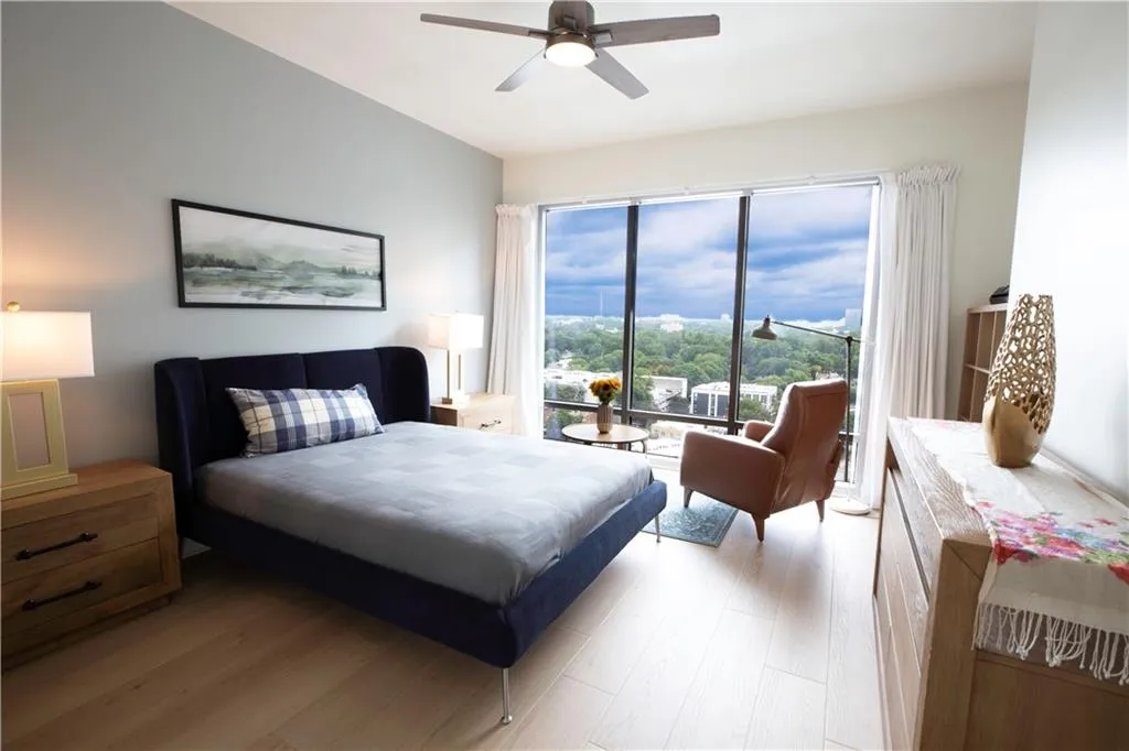 222 12th Street Ne Unit 2104, Atlanta, Georgia 30309, 1 Bedroom Bedrooms, ,1 BathroomBathrooms,Residential,For Sale,222 12th Street Ne Unit 2104,7625764