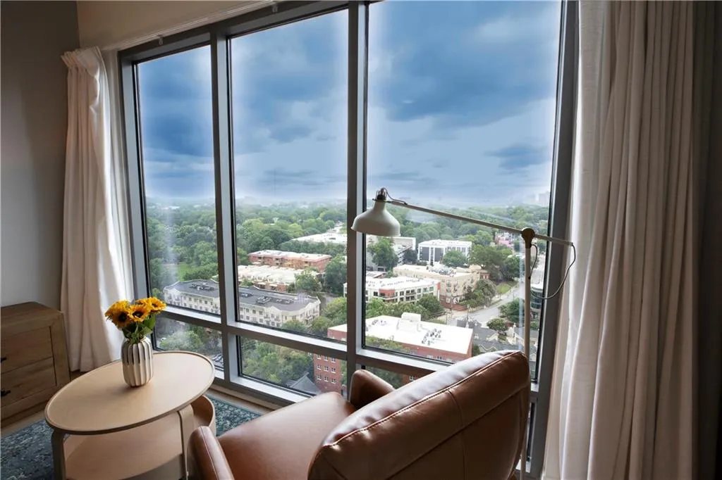 222 12th Street Ne Unit 2104, Atlanta, Georgia 30309, 1 Bedroom Bedrooms, ,1 BathroomBathrooms,Residential,For Sale,222 12th Street Ne Unit 2104,7625764