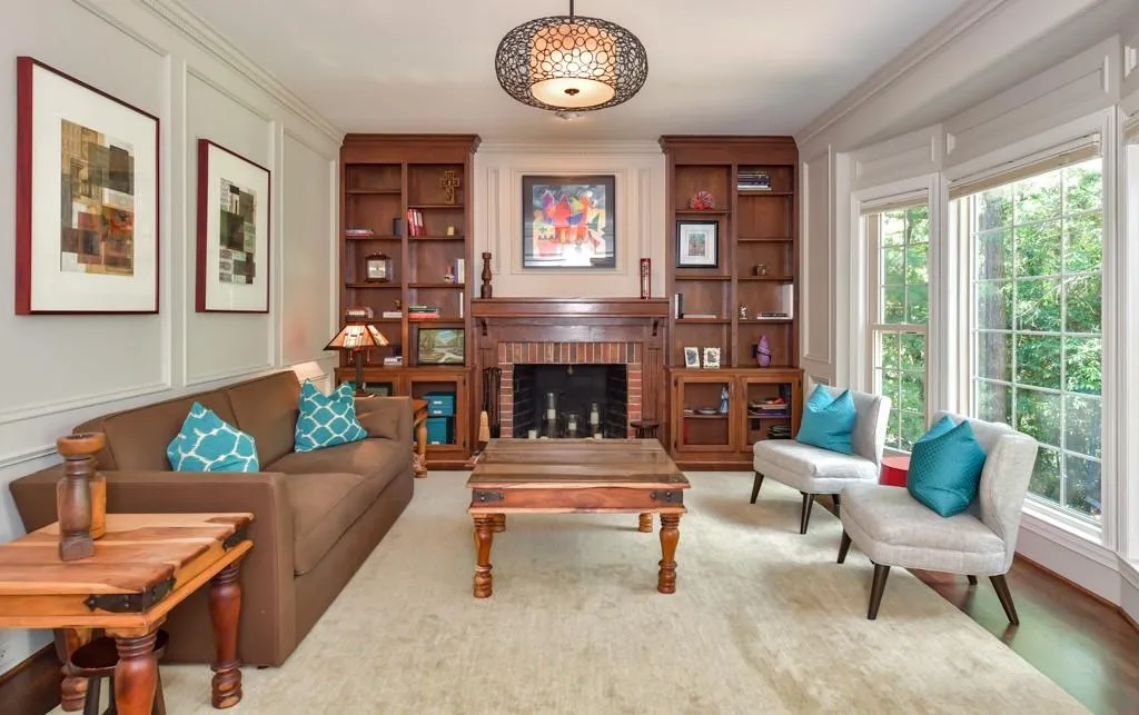 275 Cameron Ridge Drive, Sandy Springs, Georgia 30328, 5 Bedrooms Bedrooms, ,4 BathroomsBathrooms,Residential,Sold,275 Cameron Ridge Drive,6556054