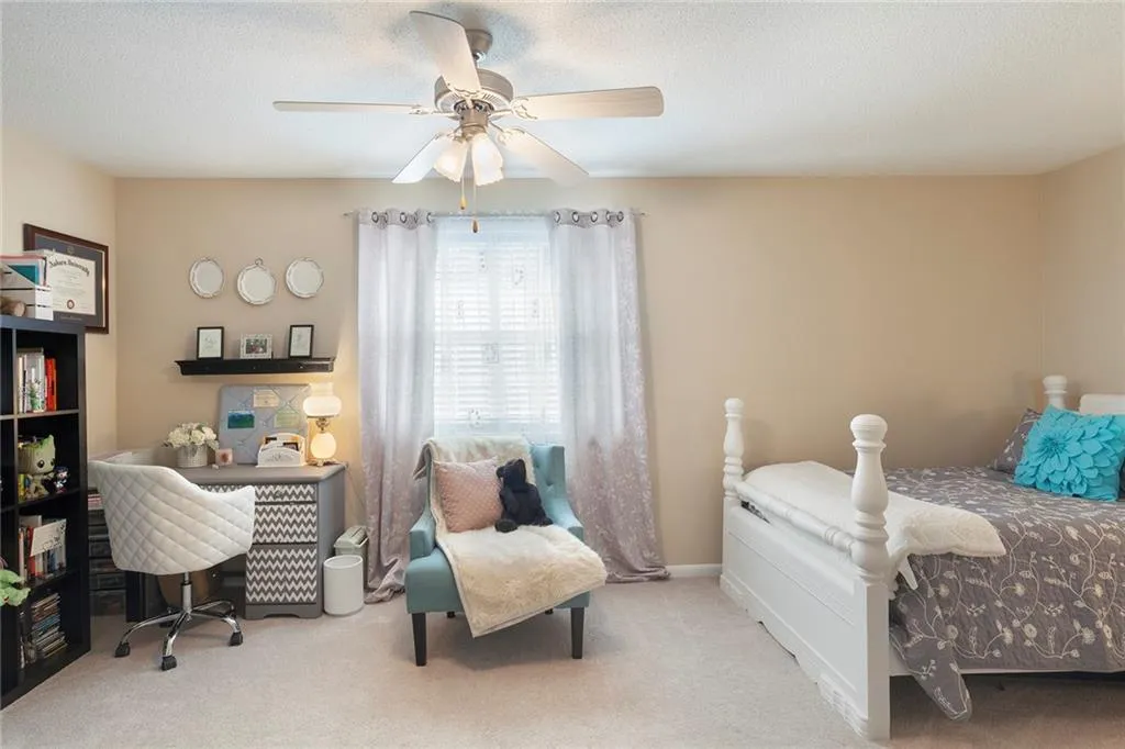 6900 Roswell Road Unit L4, Atlanta, Georgia 30328, 2 Bedrooms Bedrooms, ,2 BathroomsBathrooms,Residential,Sold,6900 Roswell Road Unit L4,6799970