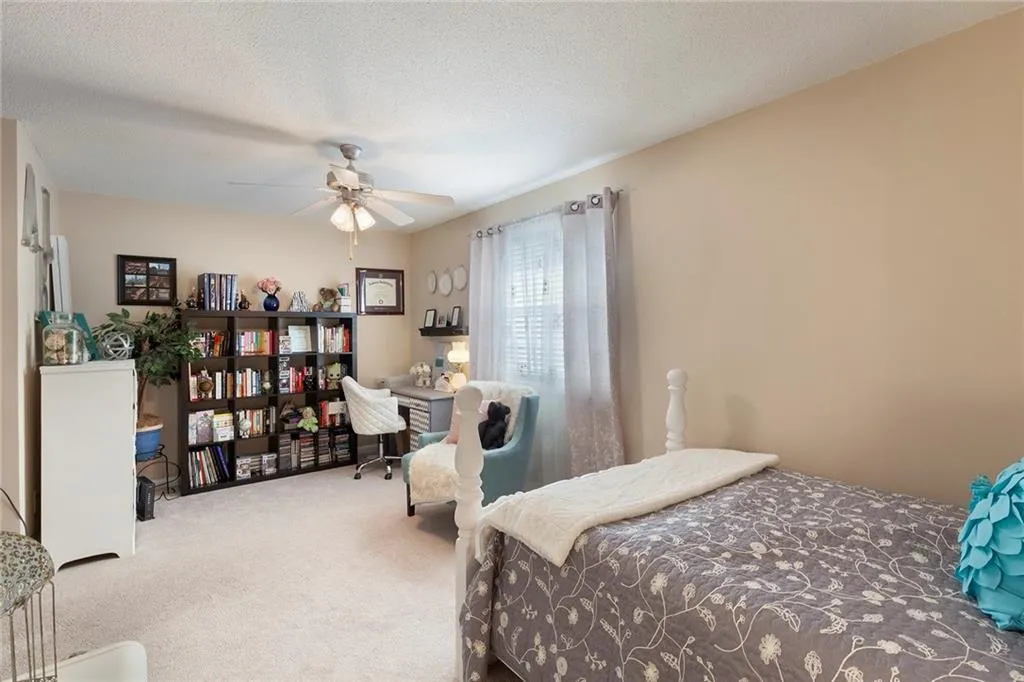 6900 Roswell Road Unit L4, Atlanta, Georgia 30328, 2 Bedrooms Bedrooms, ,2 BathroomsBathrooms,Residential,Sold,6900 Roswell Road Unit L4,6799970