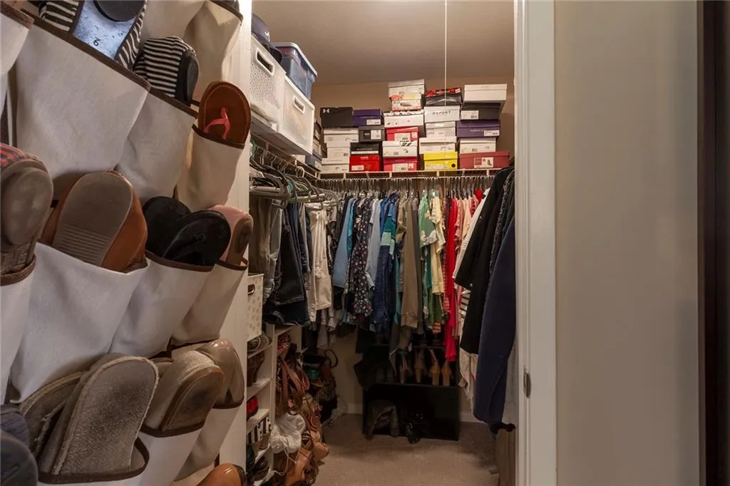 6900 Roswell Road Unit L4, Atlanta, Georgia 30328, 2 Bedrooms Bedrooms, ,2 BathroomsBathrooms,Residential,Sold,6900 Roswell Road Unit L4,6799970