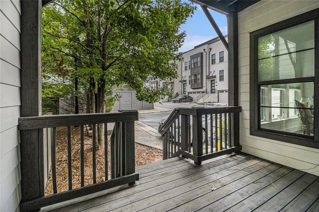 886 Stone Crest Road Ne, Atlanta, Georgia 30324, 4 Bedrooms Bedrooms, ,3 BathroomsBathrooms,Residential,For Sale,886 Stone Crest Road Ne,7629820