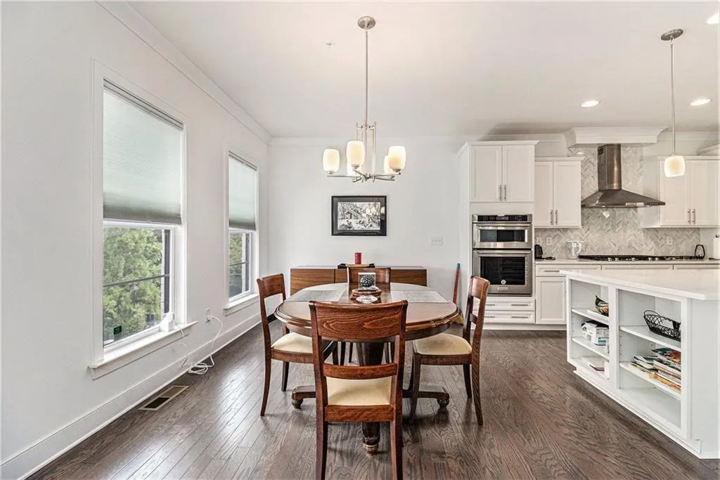 886 Stone Crest Road Ne, Atlanta, Georgia 30324, 4 Bedrooms Bedrooms, ,3 BathroomsBathrooms,Residential,For Sale,886 Stone Crest Road Ne,7629820