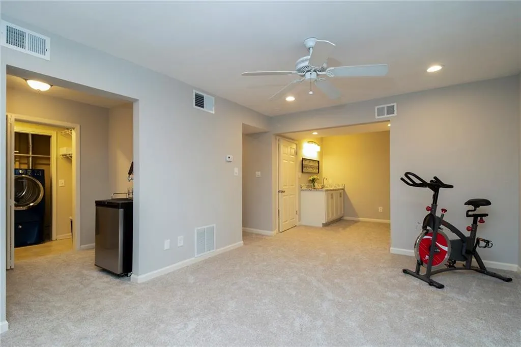 66 Forrest Place, Atlanta, Georgia 30328, 3 Bedrooms Bedrooms, ,3 BathroomsBathrooms,Residential,Sold,66 Forrest Place,6744449