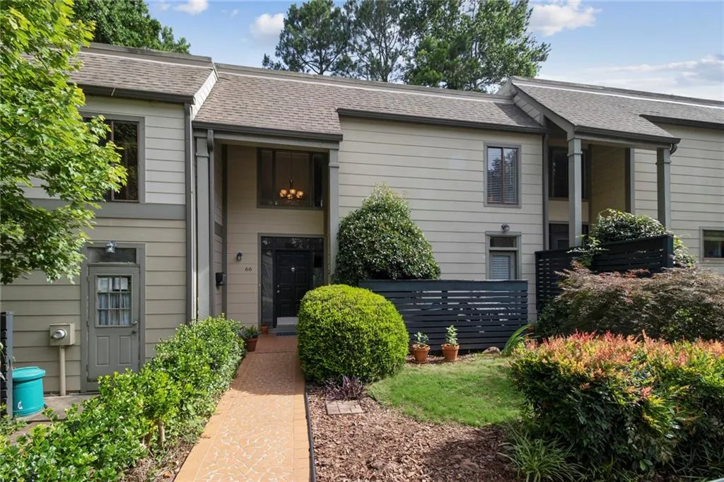 66 Forrest Place, Atlanta, Georgia 30328, 3 Bedrooms Bedrooms, ,3 BathroomsBathrooms,Residential,Sold,66 Forrest Place,6744449