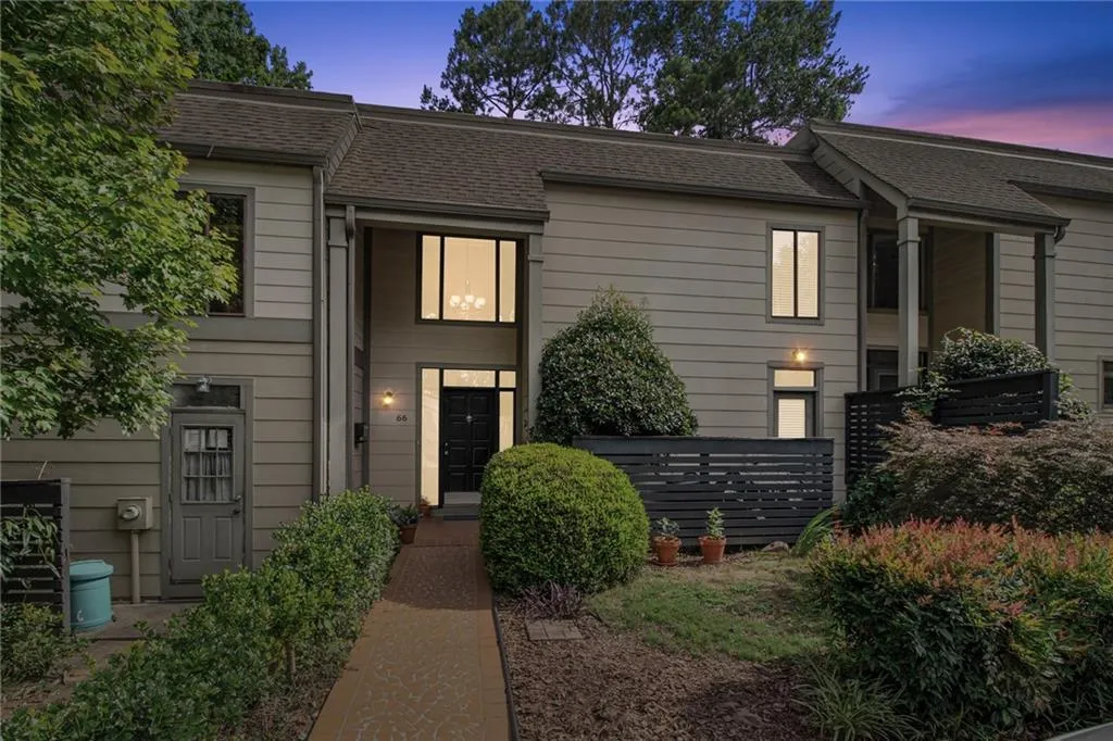 66 Forrest Place, Atlanta, Georgia 30328, 3 Bedrooms Bedrooms, ,3 BathroomsBathrooms,Residential,Sold,66 Forrest Place,6744449