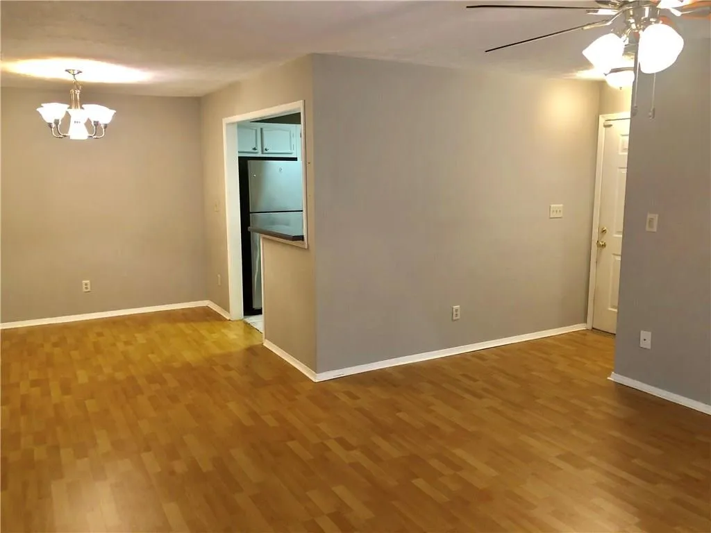 1310 Natchez Trace, Sandy Springs, Georgia 30350, 2 Bedrooms Bedrooms, ,1 BathroomBathrooms,Residential,Sold,1310 Natchez Trace,6113740