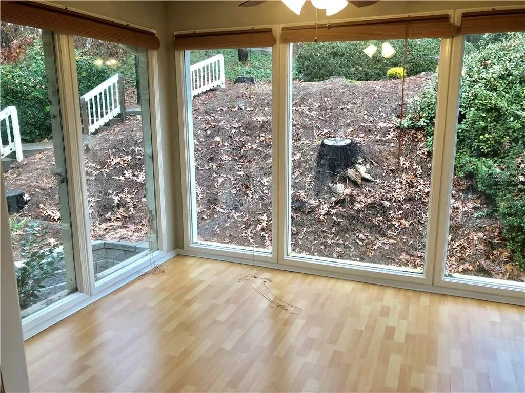 1310 Natchez Trace, Sandy Springs, Georgia 30350, 2 Bedrooms Bedrooms, ,1 BathroomBathrooms,Residential,Sold,1310 Natchez Trace,6113740