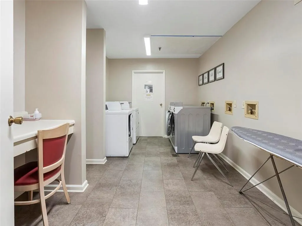 475 Mount Vernon Highway Ne Unit A208, Atlanta, Georgia 30328, 2 Bedrooms Bedrooms, ,2 BathroomsBathrooms,Residential,Sold,475 Mount Vernon Highway Ne Unit A208,7145605